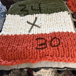 Chunky Knit Throw Blanket in Olive, White & Coral